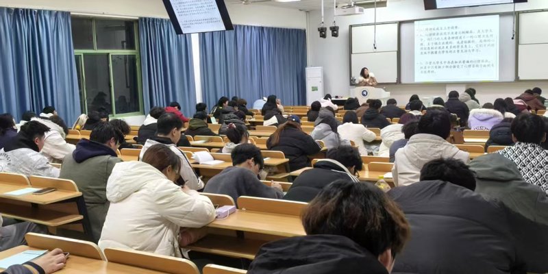 心理咨询中心开展2025级心理委员培训工作